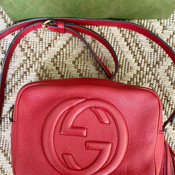 Authentic Gucci Red Small Soho Bag - Picture 3 of 13
